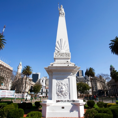 Buenos Aires Plaza De Mayo