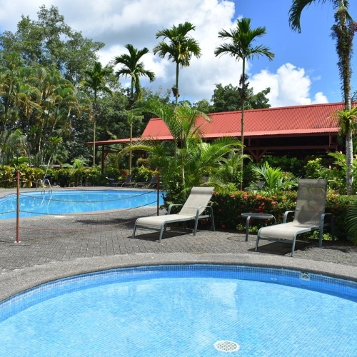 Arenal Country Inn, zwembad