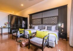 White Mansion Hotel