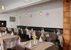 za_ac_peechre.jpg restaurant, The Peech