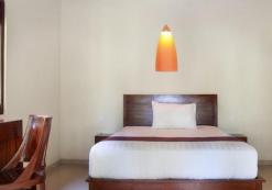 id_ac_rinjanika2.jpg Puri Rinjani Bungalow kamer