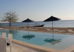 id_acc_seri_zw.jpg Seri resort, zwembad