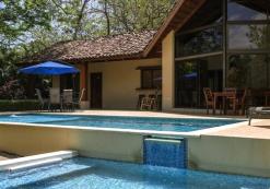 cr_ac_sam_leyenda_zw13.jpg Hotel Leyenda, zwembad