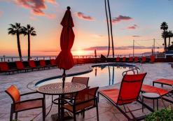 us_ac_seacrest_zw3.jpg Seacrest Oceanfront Hotel, zwembad