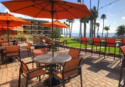 us_ac_seacrest_ter.jpg Seacrest Oceanfront Hotel, terras