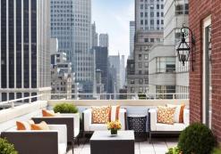 us_ac_omniberkshirerooftop.jpg Omni Berkshire Place New York