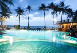 th_acco_bayshore_nightpool.jpg Phangan Bayshore