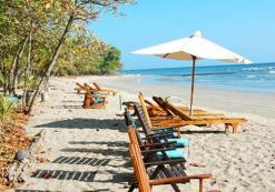 cr_ac_pramanarvillasst.jpg pramanar villas strand2