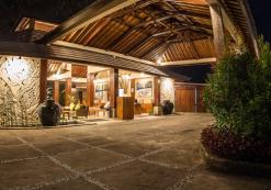 the lovina entrance.jpg The Lovina entrance