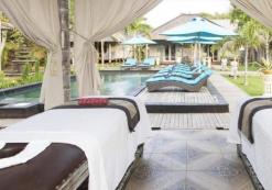23707445.jpg The Palm Grove Villas badkamer