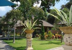 23707448.jpg The Palm Grove Villas restaurant