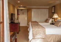 Best Western Plus Sunset Plaza Hotel, kamer