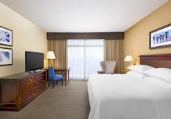 Sheraton Park Hotel at the Anaheim Resort, kamer