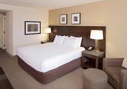 us_ac_bos_doubletreeKA double tree boston bayside