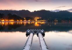 Kandy lake sri lanka