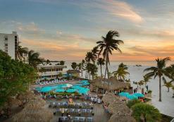 Overzicht Outrigger Beach Resort