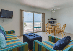 Beachfront Efficiency kamer Outrigger Beach Resort