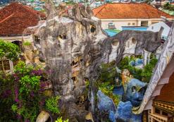 VN_AL_Hang Nga Crazy House