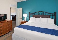 Kamer Lake Buena Vista Resort Village