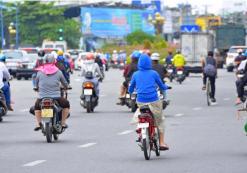 VN_AL_Ho Chi Minh City traffic