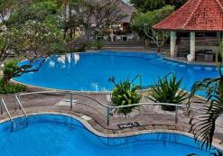 ID_AC_SolBeachHouseZW Sol Beach House, buitenzwembaden met poolbar