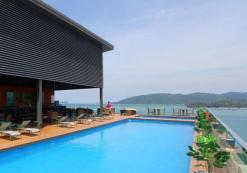 Grandis Hotels & Resorts Kota Kinabalu Zwembad Grandis Hotels & Resorts Kota Kinabalu Zwembad