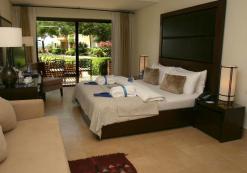 Grand Tala Bay Resort