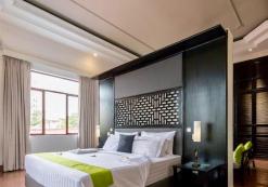 White Mansion Hotel