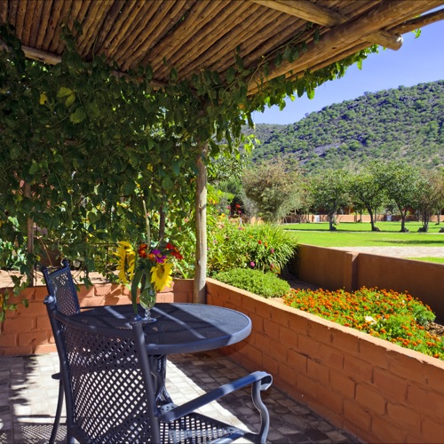 Damara Mopapane Lodge