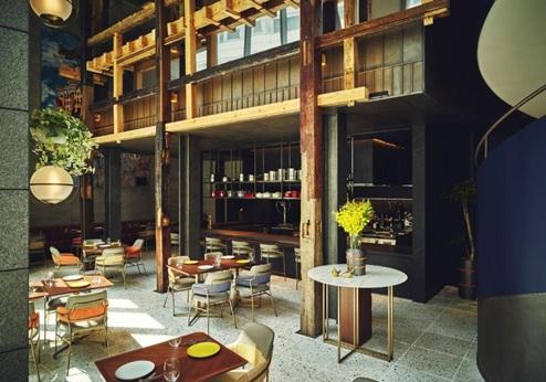 Voco Osaka, restaurant