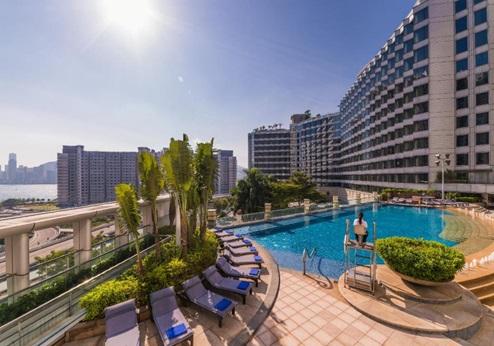 Harbour Plaza Metropolis, zwembad