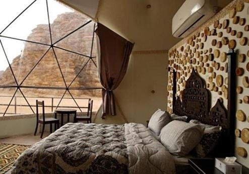 Aladdin Camp, kamer