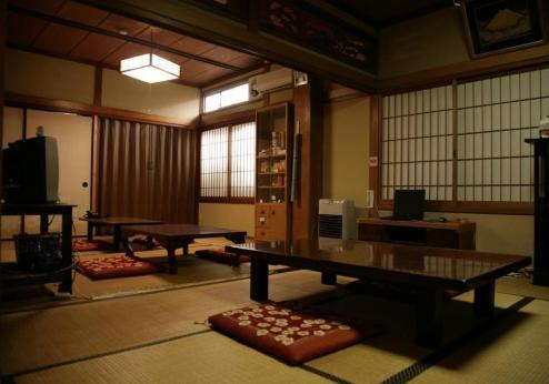 Magome Chaya, lounge