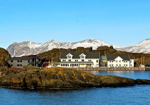 Hamn i Senja, omgeving