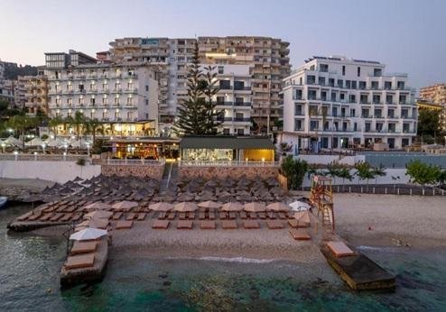 Hotel Joni Kompleks, exterieur