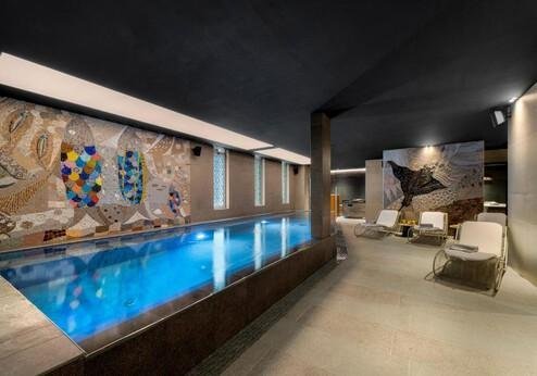 Hotel Lero, Binnenzwembad