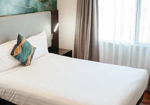 Auckland City Hotel, kamer