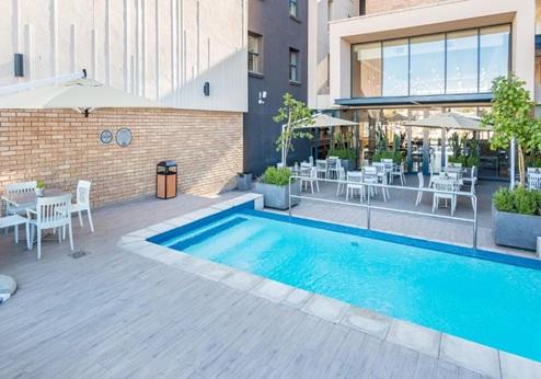 Windhoek Town Lodge, zwembad