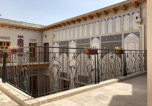 As-salam Boutique, terras