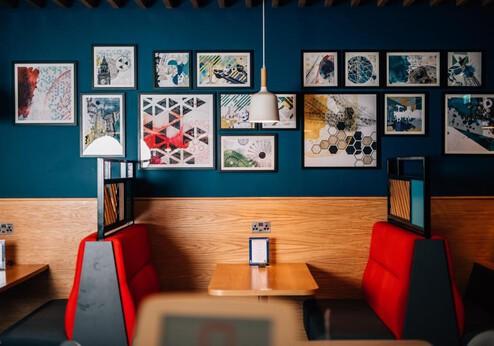Holiday Inn Express Belfast City by IHG, restaurant