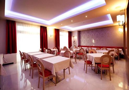Hotel Raca, restaurant 