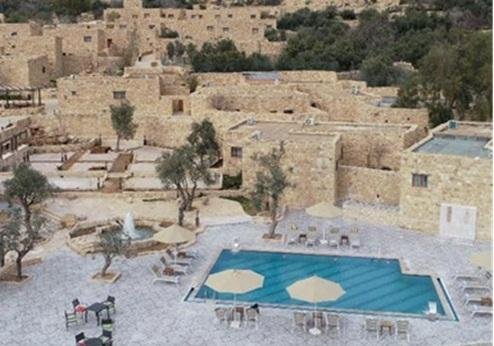 The Old Village Resort, zwembad