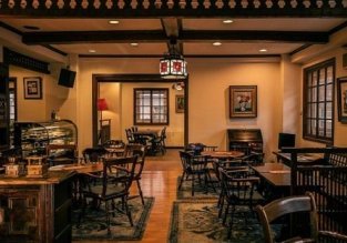 Matsumoto Hotel Kagetsu, café