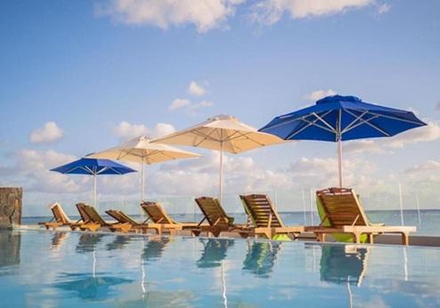 Gold Beach Resort, Zwembad