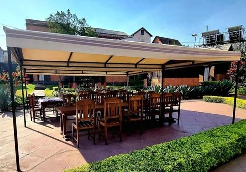 Artisan Hotel, restaurant