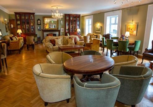 Leenane Hotel, lounge