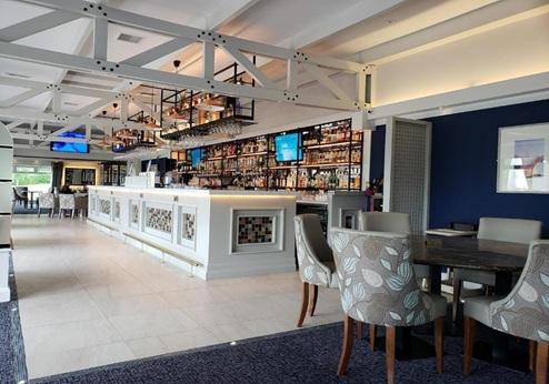 Mill Park Hotel, bar