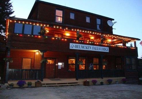 Helmcken Falls Lodge, exterieur