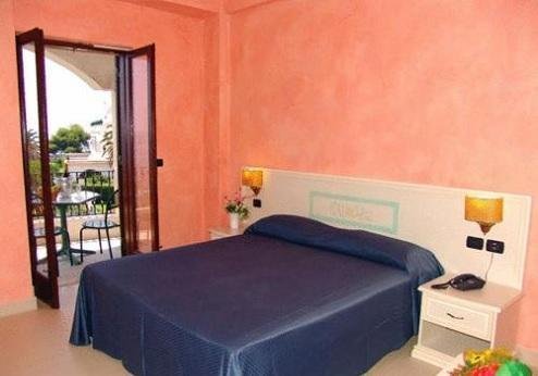 Hotel Kalos, kamer