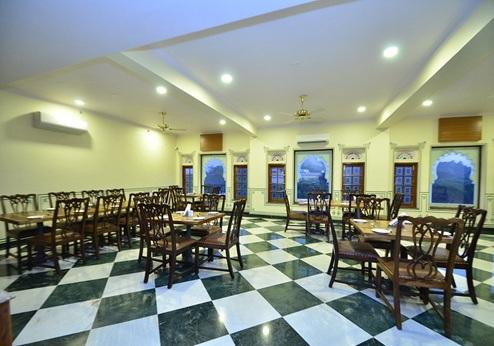 Aaram Mahal Udaipur, restaurant
